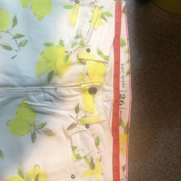 Jeans - Picture 4 of 5